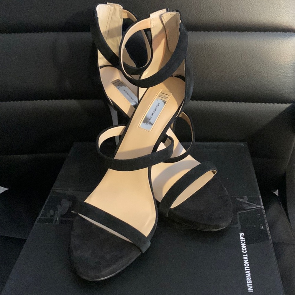 Black velvet heels